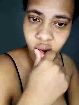 Snapshot of Su_Duarte_1 chatting on February 2025 12:30:01 AM Su Duarte 1 online show from February 2025 12:30:01 AM