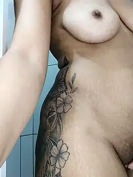 Snapshot of Su_Duarte_1 chatting on November 2025 02:34:02 AM Su Duarte 1 online show from November 2025 02:34:02 AM