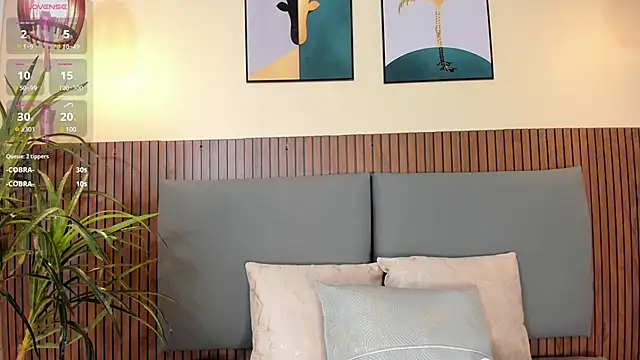 NicolleeEvanss online show from March 2025 12:11:02 PM