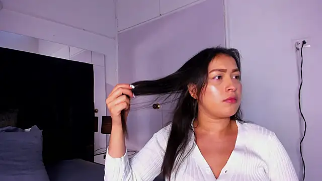 Miaa Garcia online show from February 2025 08:42:02 PM