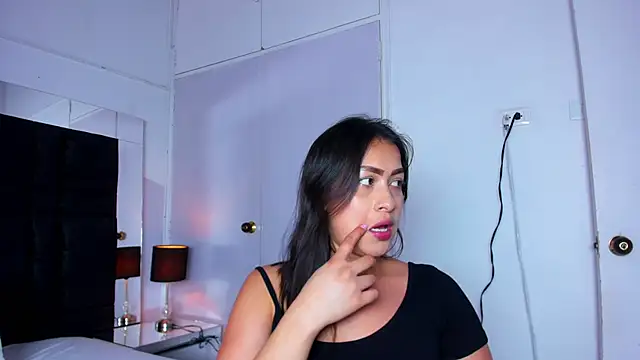 Miaa Garcia online show from March 2025 09:02:02 PM