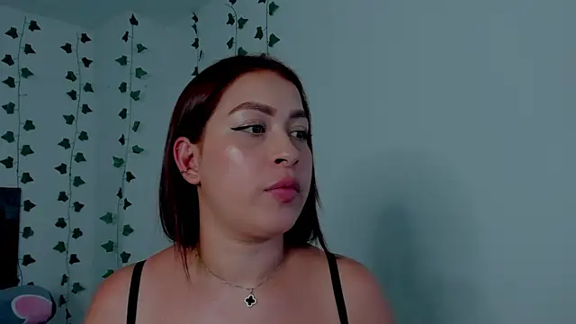 Miaa Garcia online show from September 2025 10:44:02 PM