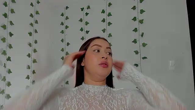 Miaa Garcia online show from February 2026 10:11:02 PM