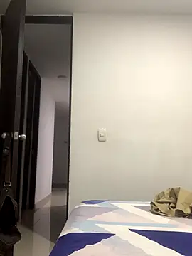 JovenDesobediente online show from November 2025 04:45:02 AM