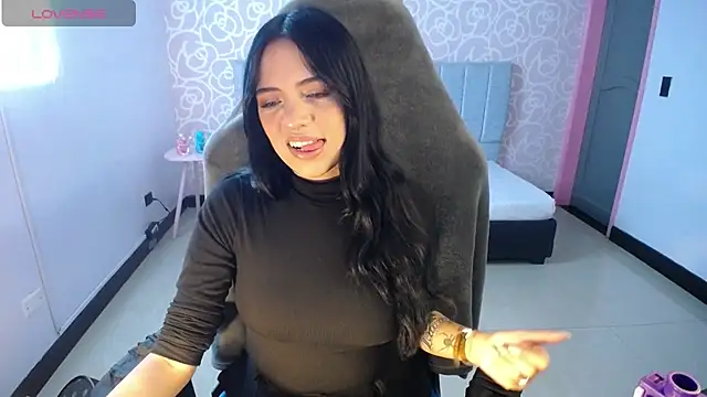 ninfa1 ch online show from January 2025 11:11:01 AM