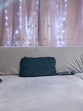 EmmaKrosss online show from March 2026 08:18:01 AM