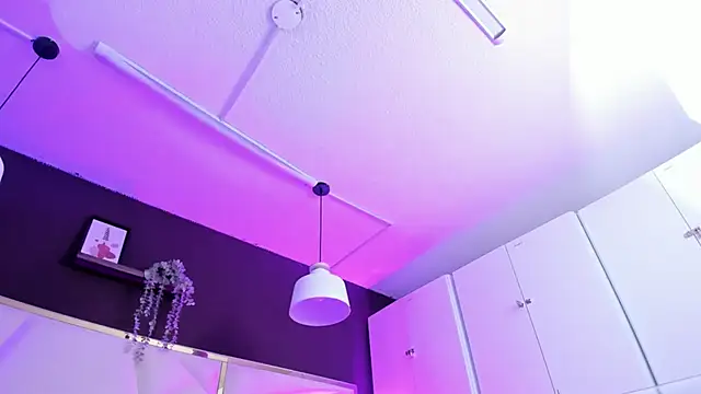 April bowie online show from April 2026 01:41:01 PM