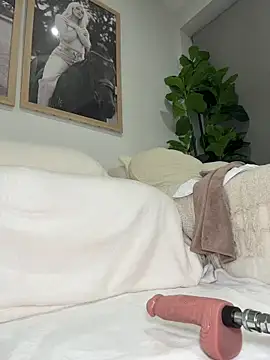 aus queen online show from May 2026 09:56:02 PM