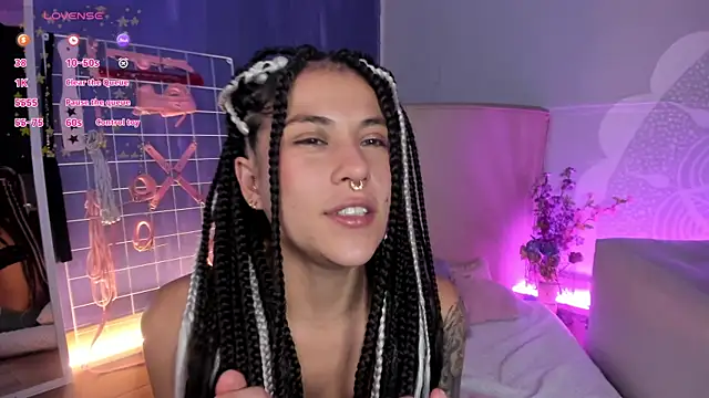 Snapshot of Hellen_dumont chatting on January 2025 05:25:02 AM Hellen dumont online show from January 2025 05:25:02 AM