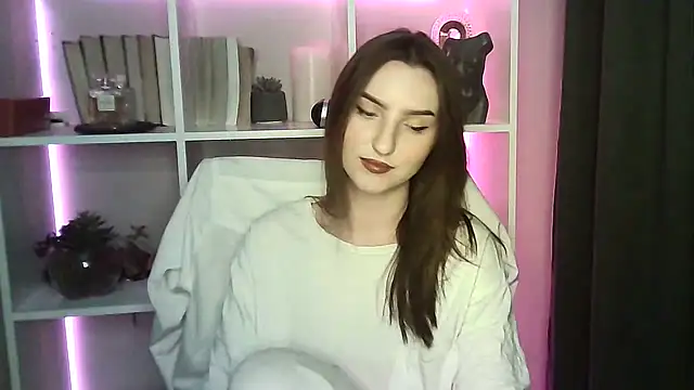 X Alisa online show from November 2025 07:39:02 PM