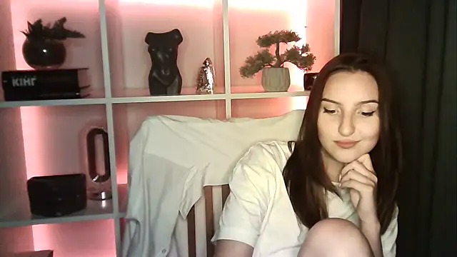 Snapshot of X_Alisa chatting on July 2026 06:13:01 PM X Alisa online show from July 2026 06:13:01 PM