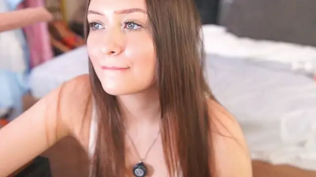 katlyn martins online show from October 2025 08:03:02 PM