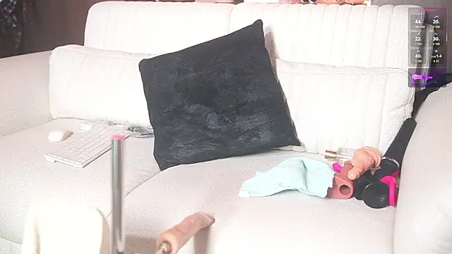 katlyn martins online show from February 2026 06:18:01 PM