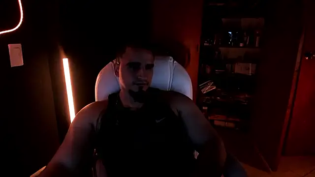 kingbear777 online show from February 2026 01:57:02 AM