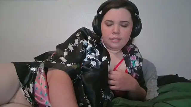 AlessaLoveX online show from August 2026 04:11:01 AM