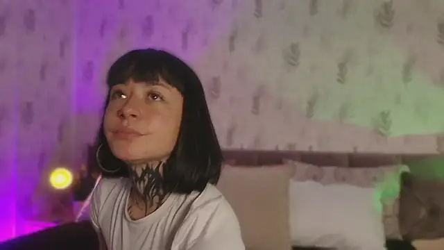 Scolw online show from October 2025 08:02:02 PM