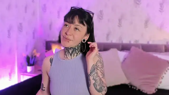 Scolw online show from November 2025 08:09:01 PM