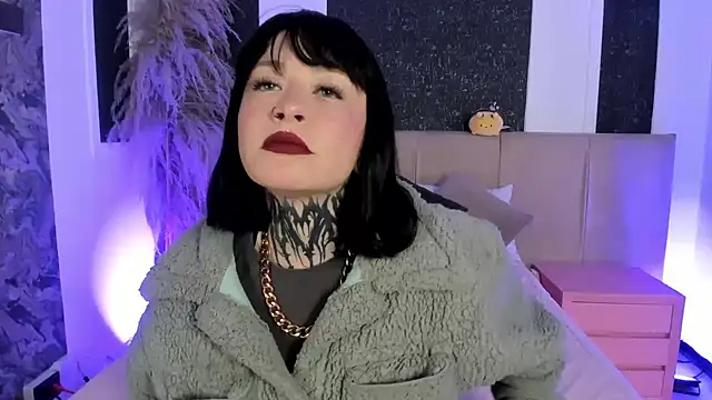 Scolw online show from December 2025 12:33:02 PM