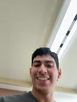 Snapshot of WildLogan chatting on February 2026 04:12:02 PM WildLogan online show from February 2026 04:12:02 PM