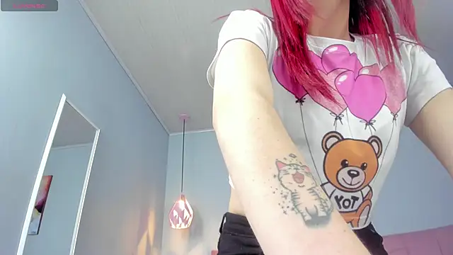 Snapshot of ScarletGV chatting on January 2025 04:07:02 AM ScarletGV online show from January 2025 04:07:02 AM