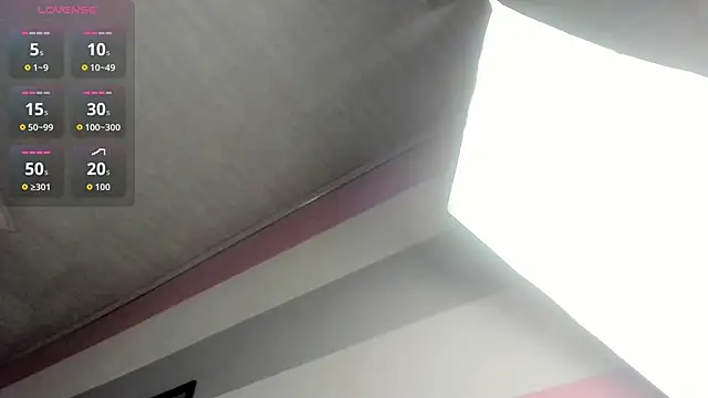 Snapshot of ScarletGV chatting on October 2025 10:10:01 PM ScarletGV online show from October 2025 10:10:01 PM