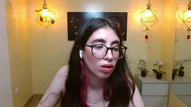 LenaRoses online show from March 2025 02:51:02 AM