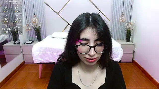 LenaRoses online show from September 2025 09:04:01 PM