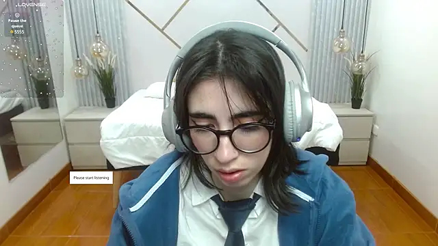 LenaRoses online show from September 2025 08:20:02 PM