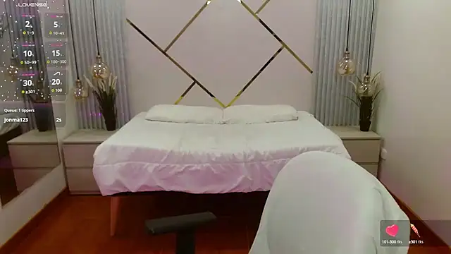 LenaRoses online show from September 2025 08:10:02 PM