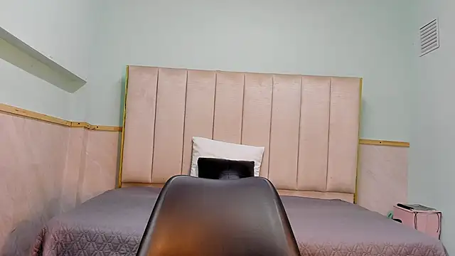 alice greco online show from March 2025 02:07:02 AM