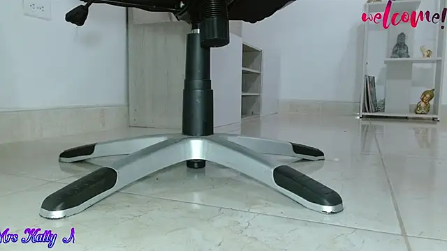 mrskatty online show from March 2025 03:35:01 PM