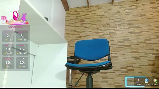 mrskatty online show from September 2025 01:00:02 PM