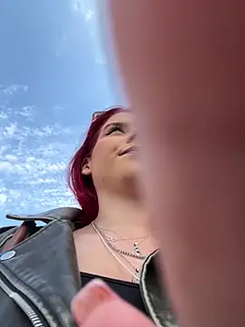 RiriRoseey online show from April 2026 07:55:01 AM