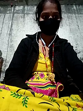 Snapshot of Anushka_Ji chatting on January 2025 04:28:01 PM Anushka Ji online show from January 2025 04:28:01 PM