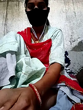 Snapshot of Anushka_Ji chatting on March 2025 03:57:01 AM Anushka Ji online show from March 2025 03:57:01 AM