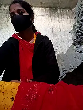 Snapshot of Anushka_Ji chatting on November 2025 03:50:02 AM Anushka Ji online show from November 2025 03:50:02 AM