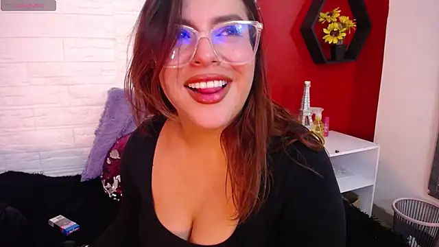  poison sweet online show from October 2025 07:00:01 PM