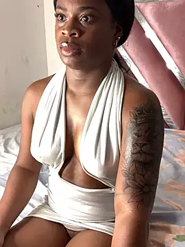 Snapshot of Tamara_Lubezkii chatting on January 2025 09:20:01 PM Tamara Lubezkii online show from January 2025 09:20:01 PM