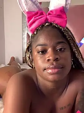 Snapshot of Tamara_Lubezkii chatting on February 2025 07:55:01 PM Tamara Lubezkii online show from February 2025 07:55:01 PM