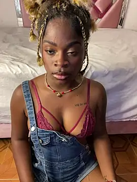 Snapshot of Tamara_Lubezkii chatting on February 2025 05:29:02 PM Tamara Lubezkii online show from February 2025 05:29:02 PM