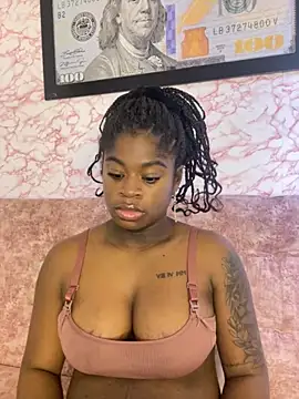 Snapshot of Tamara_Lubezkii chatting on October 2025 07:03:02 PM Tamara Lubezkii online show from October 2025 07:03:02 PM