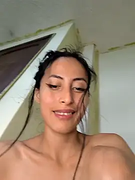 Anahi cake online show from February 2025 09:04:01 PM