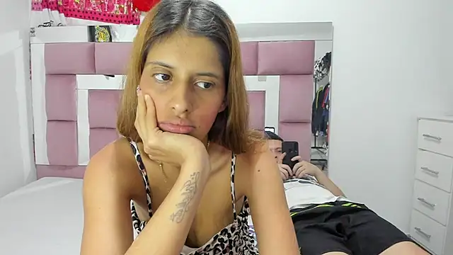 bigcock iris08 online show from December 2024 10:43:02 PM