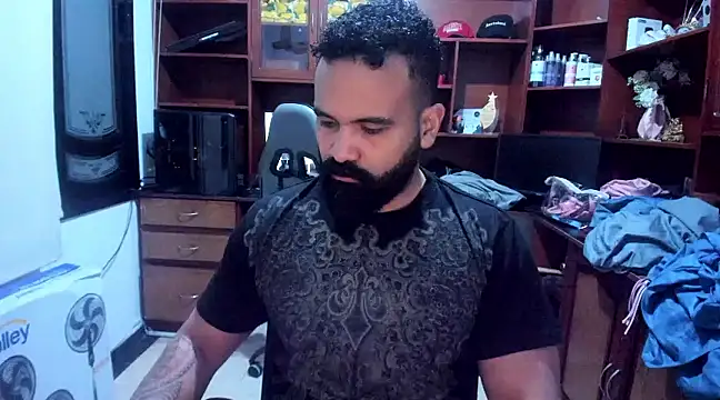 Drako Argentii online show from December 2024 03:29:02 AM