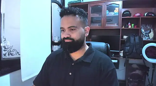 Drako Argentii online show from February 2025 07:33:01 PM