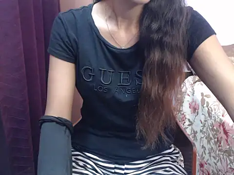 Snapshot of Angel_kiyara chatting on September 2025 06:44:01 PM Angel kiyara online show from September 2025 06:44:01 PM