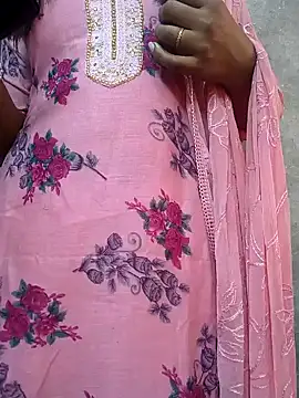 Snapshot of Sarita_7 chatting on January 2025 03:54:02 AM Sarita 7 online show from January 2025 03:54:02 AM