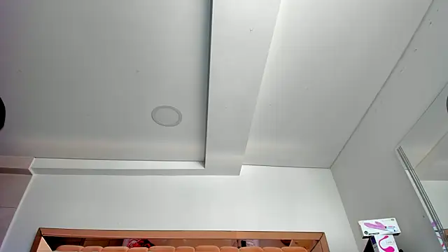 emilyparkerr01 online show from March 2025 02:10:02 PM