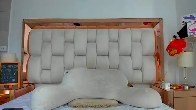 emilyparkerr01 online show from October 2025 09:47:02 PM