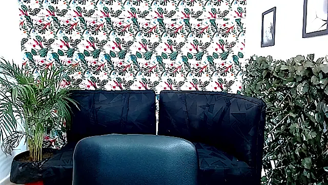 Snapshot of Wendy_Hot_ chatting on December 2024 11:29:01 PM Wendy Hot online show from December 2024 11:29:01 PM